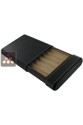 Cave &agrave; cigares de voyage fa&ccedil;on cuir, de petite capacit&eacute;