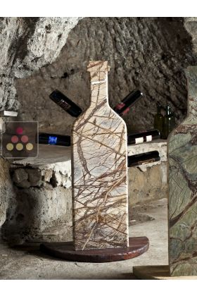 Présentoir à bouteilles en pierre et en bois