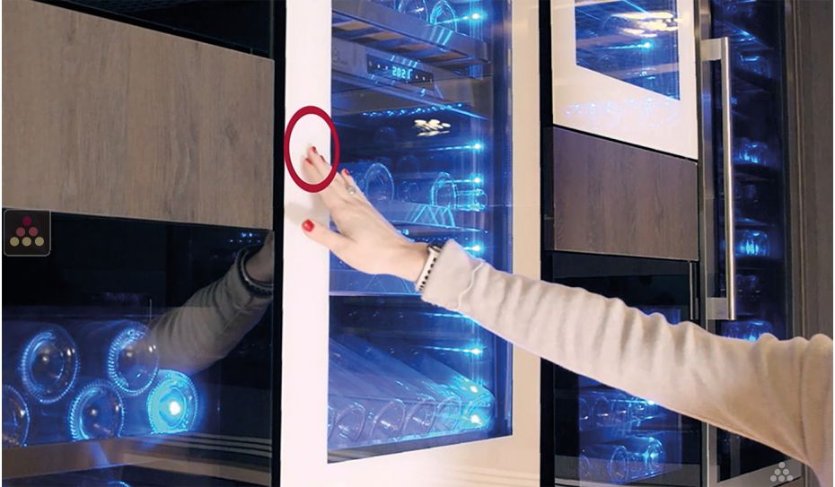 Cave à vin 2 températures de service ou de conservation encastrable en colonne auto-ventilée