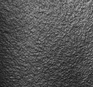 Habillage bois recouvert d'un stratifié effet Noir texturé